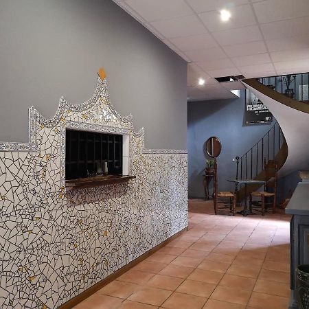 Saint-Hippolyte  El Castell Embruixat酒店 外观 照片