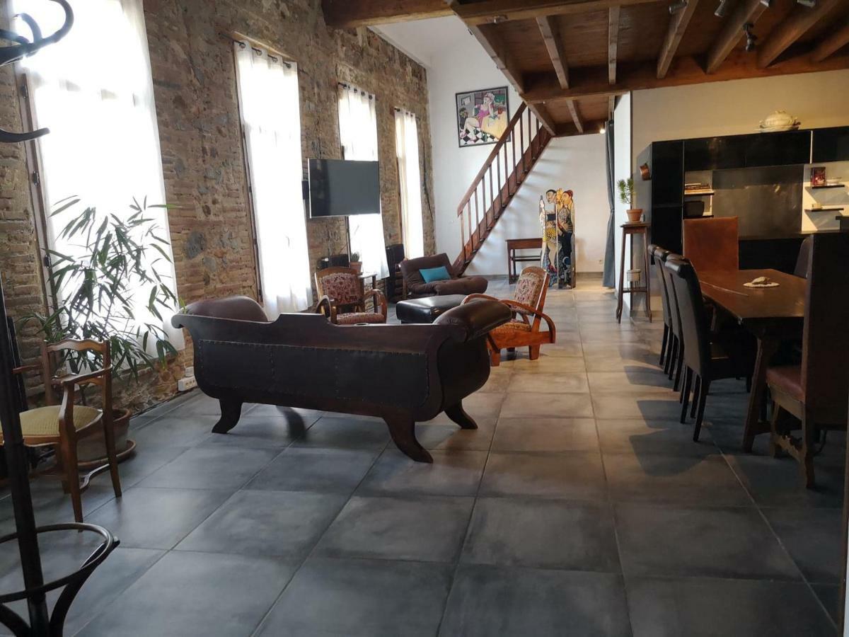 Saint-Hippolyte  El Castell Embruixat酒店 外观 照片