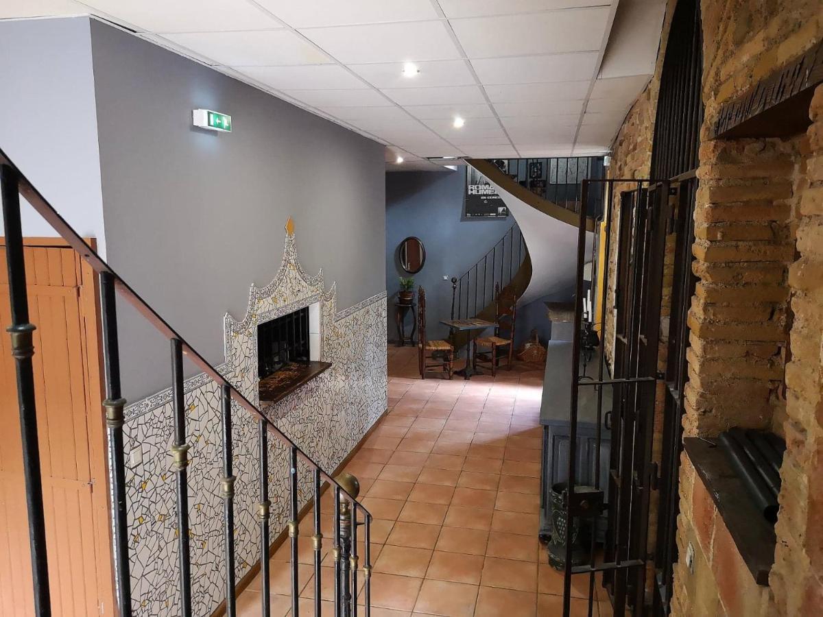 Saint-Hippolyte  El Castell Embruixat酒店 外观 照片